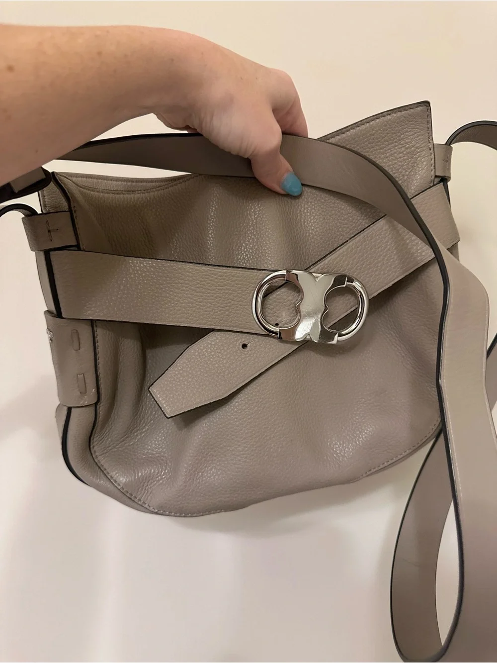 Tory Burch Gemini Link Taupe Leather Shoulder Bag Purse with Silver Hardware
